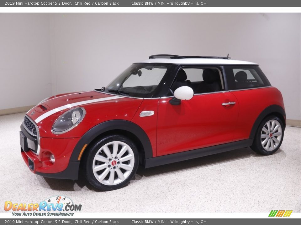2019 Mini Hardtop Cooper S 2 Door Chili Red / Carbon Black Photo #3