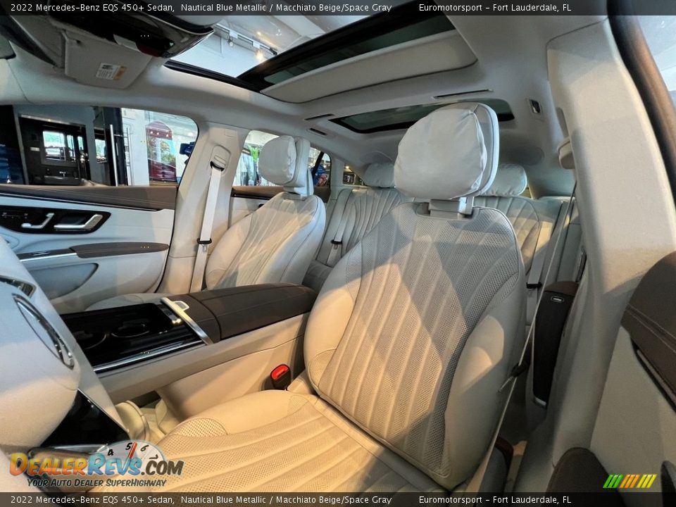 Front Seat of 2022 Mercedes-Benz EQS 450+ Sedan Photo #5