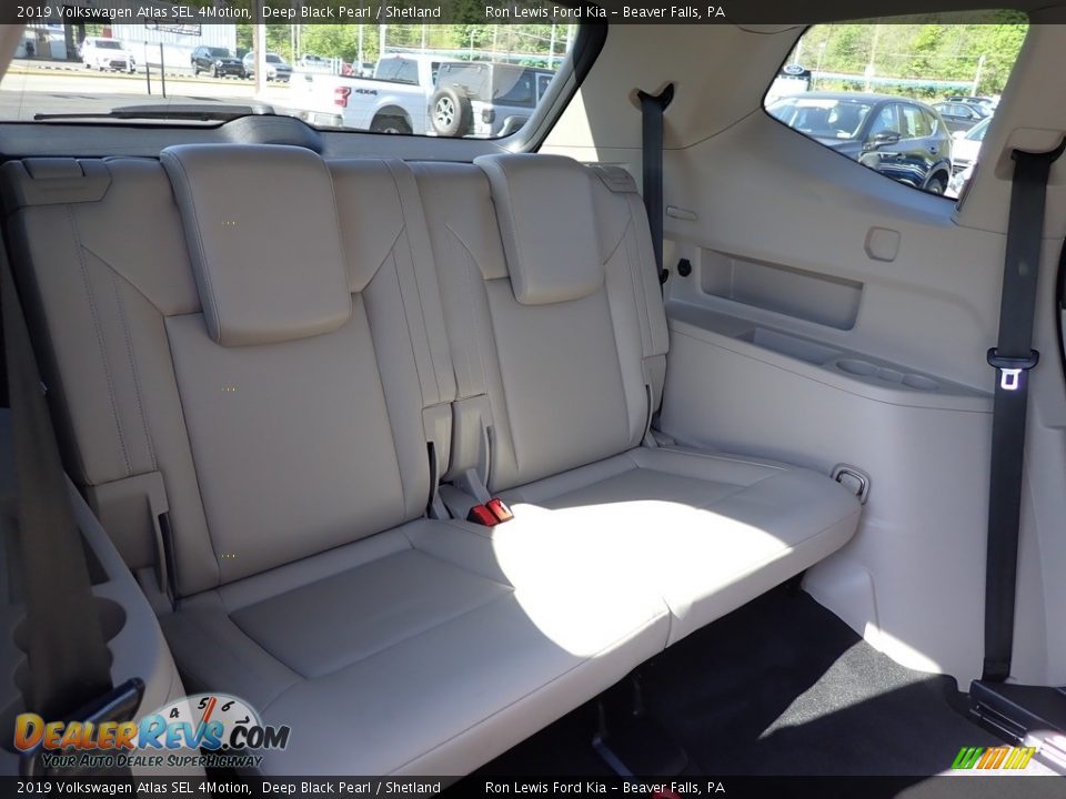 2019 Volkswagen Atlas SEL 4Motion Deep Black Pearl / Shetland Photo #10