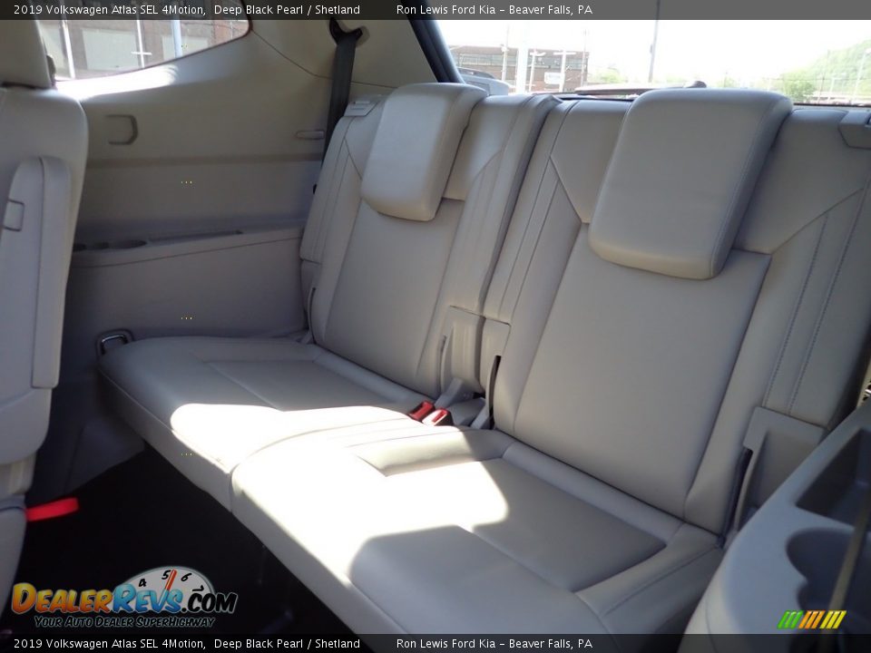 2019 Volkswagen Atlas SEL 4Motion Deep Black Pearl / Shetland Photo #12