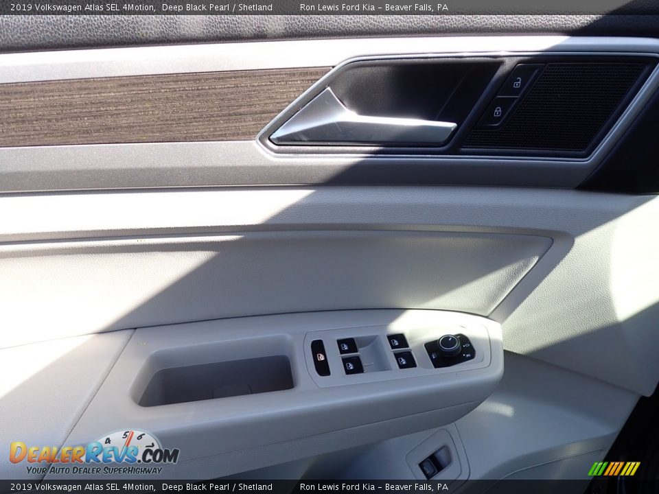 2019 Volkswagen Atlas SEL 4Motion Deep Black Pearl / Shetland Photo #15