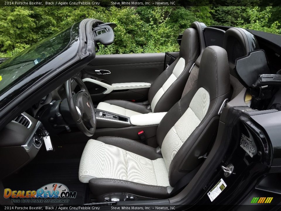 Front Seat of 2014 Porsche Boxster  Photo #14