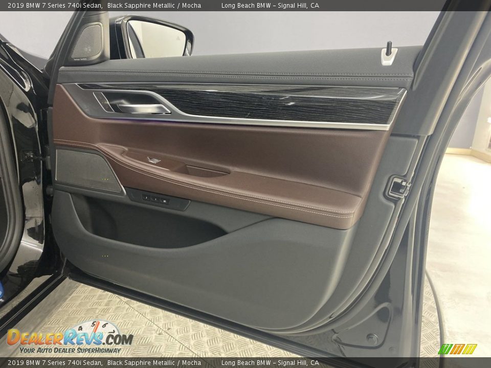 2019 BMW 7 Series 740i Sedan Black Sapphire Metallic / Mocha Photo #31