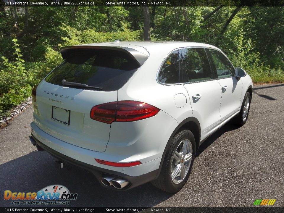 2016 Porsche Cayenne S White / Black/Luxor Beige Photo #6