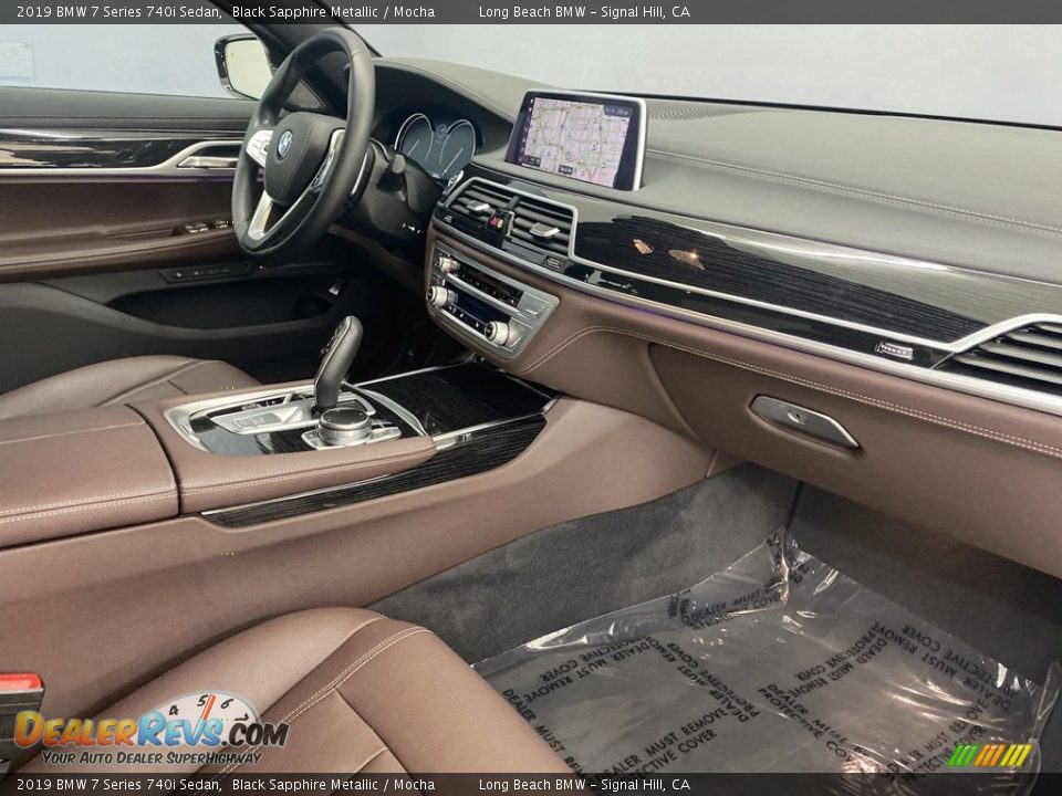 2019 BMW 7 Series 740i Sedan Black Sapphire Metallic / Mocha Photo #32