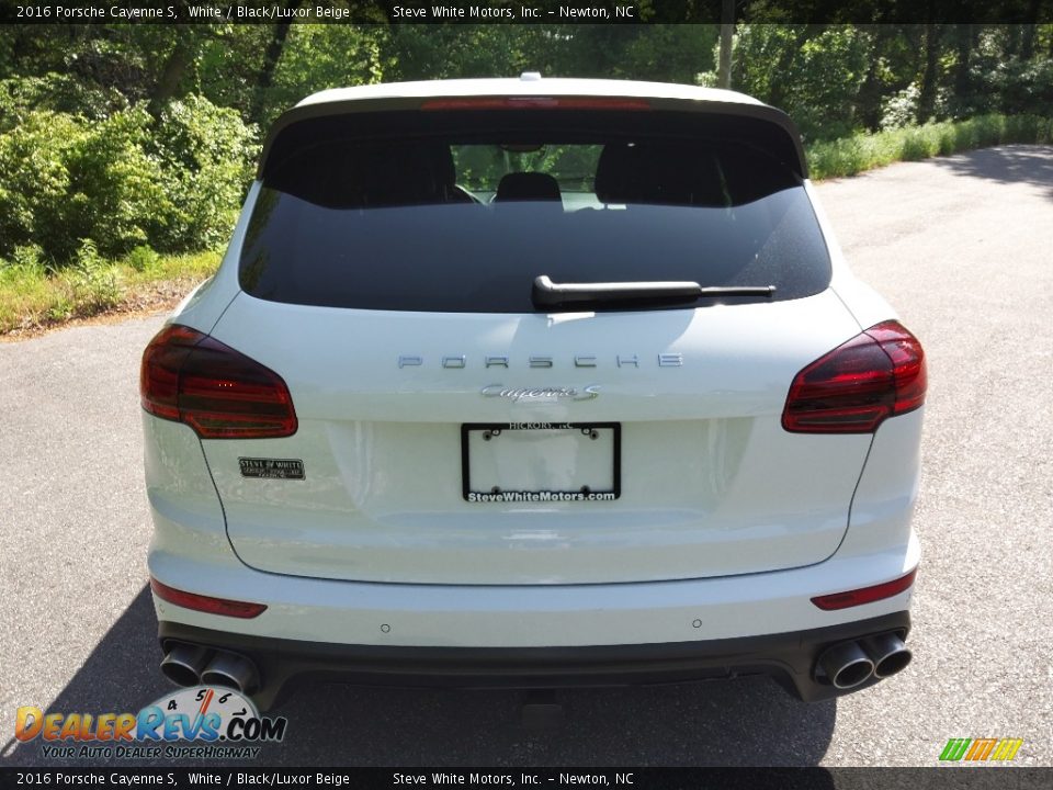 2016 Porsche Cayenne S White / Black/Luxor Beige Photo #7
