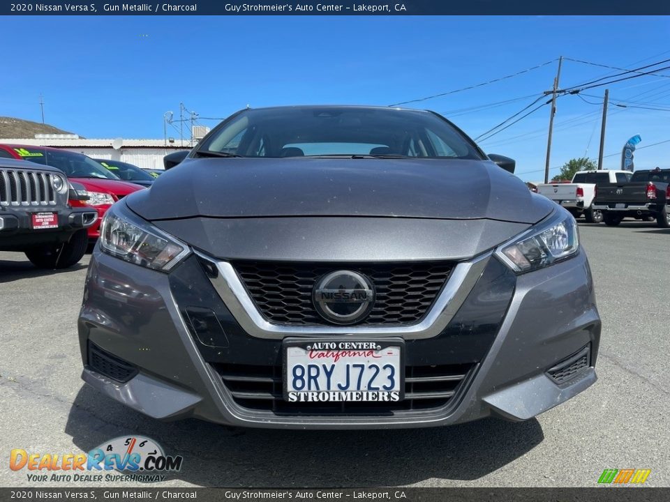 2020 Nissan Versa S Gun Metallic / Charcoal Photo #2