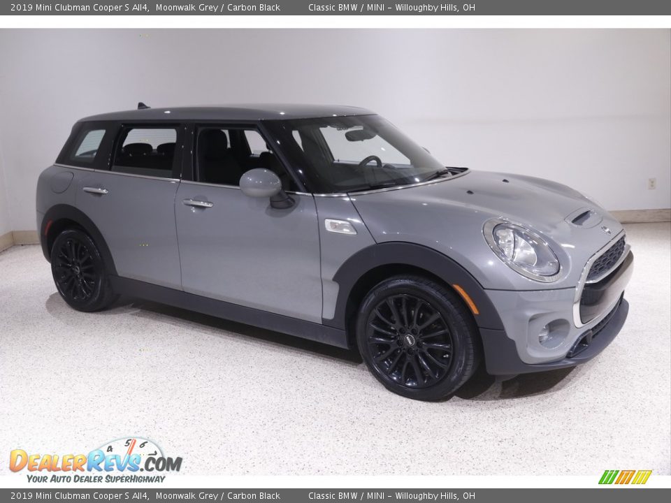 2019 Mini Clubman Cooper S All4 Moonwalk Grey / Carbon Black Photo #1