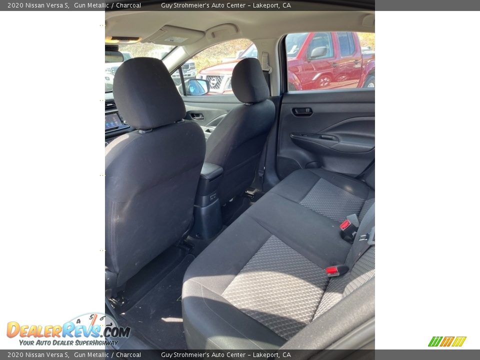 2020 Nissan Versa S Gun Metallic / Charcoal Photo #9