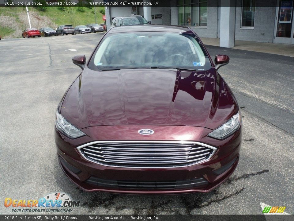 2018 Ford Fusion SE Ruby Red / Ebony Photo #4