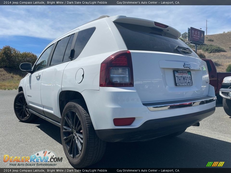 2014 Jeep Compass Latitude Bright White / Dark Slate Gray/Light Pebble Photo #5