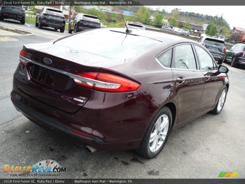 2018 Ford Fusion SE Ruby Red / Ebony Photo #10