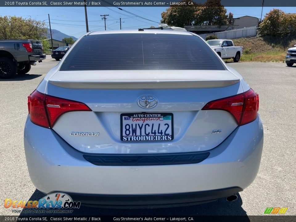 2018 Toyota Corolla SE Classic Silver Metallic / Black Photo #6