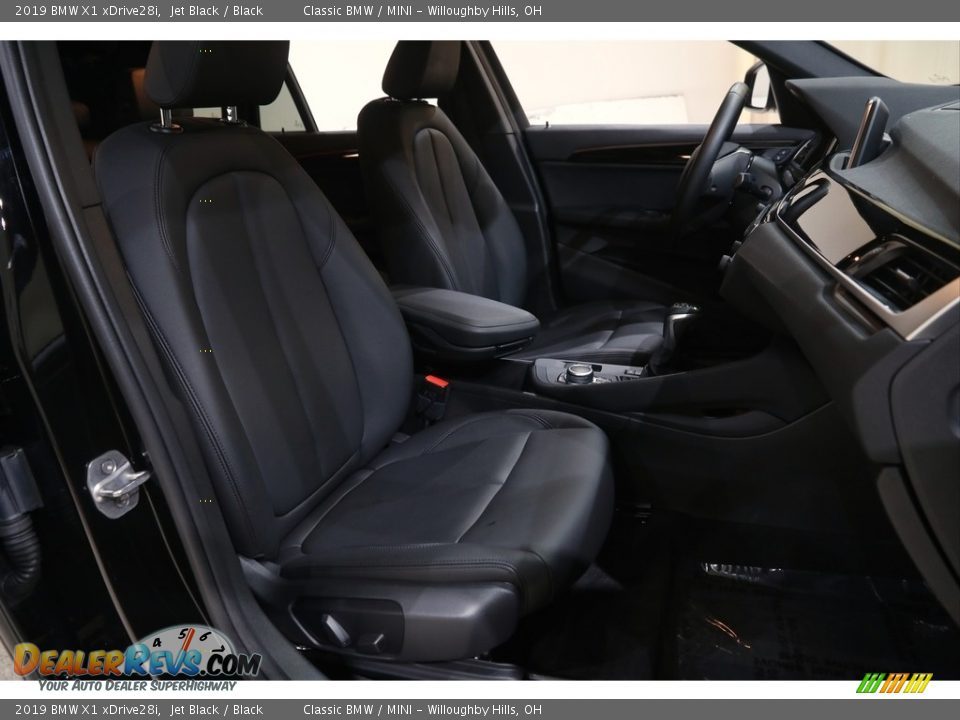 2019 BMW X1 xDrive28i Jet Black / Black Photo #17