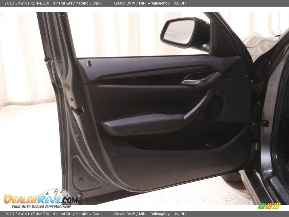 2013 BMW X1 xDrive 28i Mineral Grey Metallic / Black Photo #4