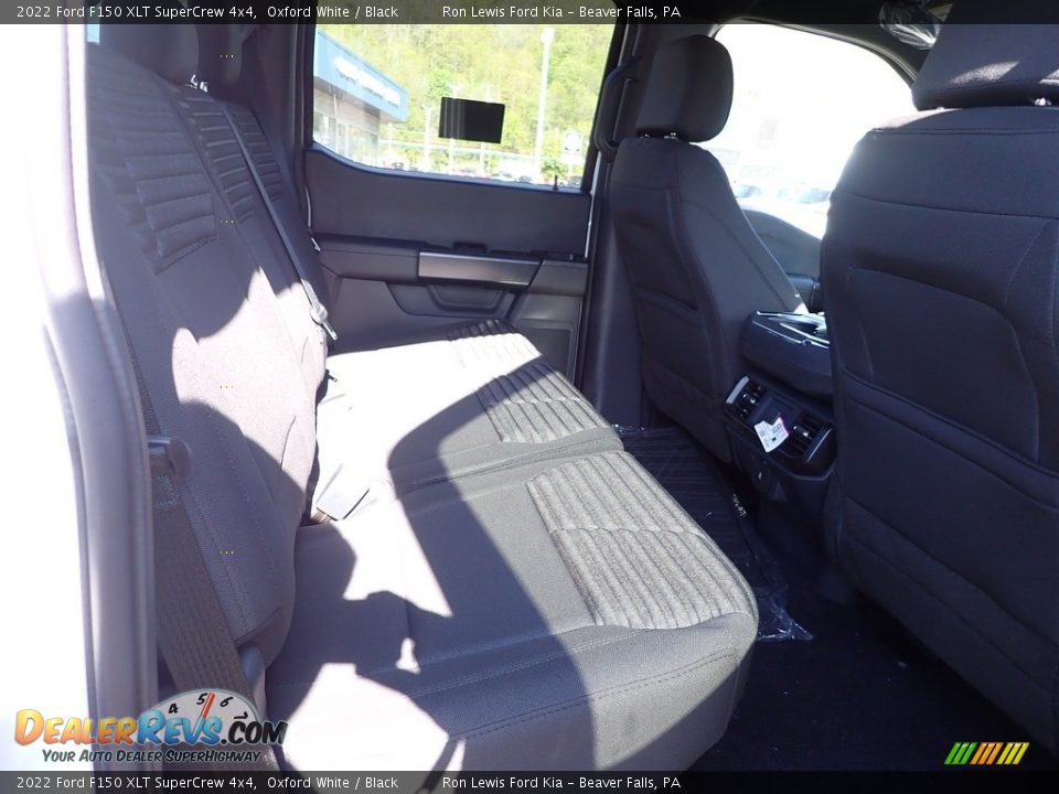 2022 Ford F150 XLT SuperCrew 4x4 Oxford White / Black Photo #10