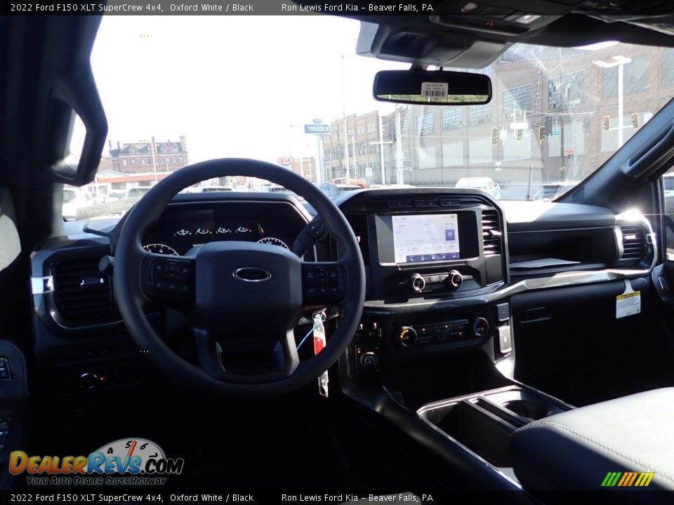 2022 Ford F150 XLT SuperCrew 4x4 Oxford White / Black Photo #14