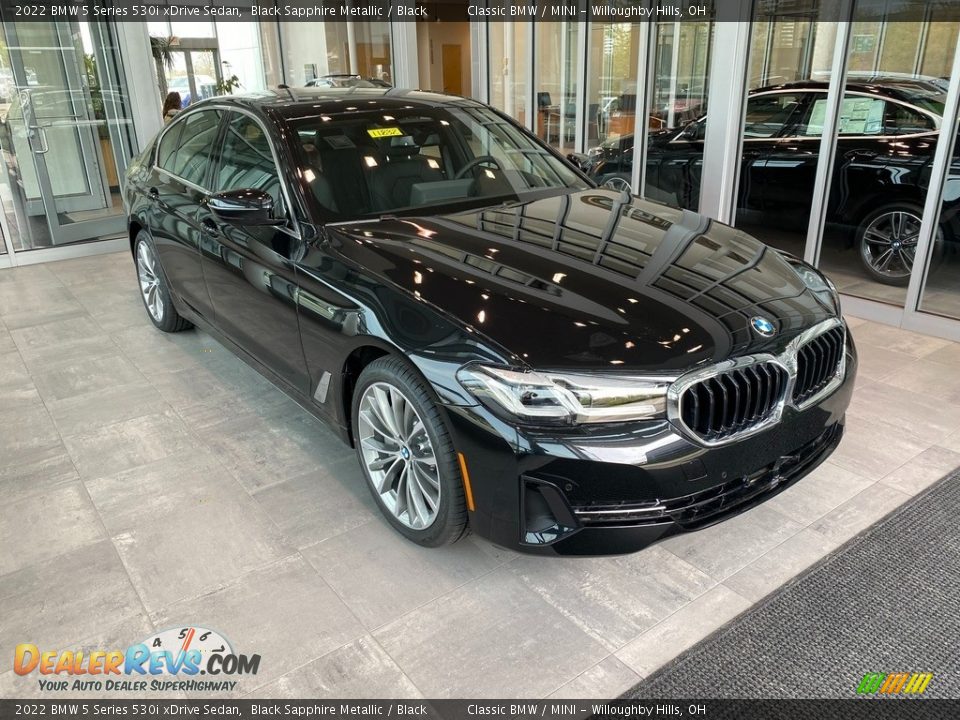 2022 BMW 5 Series 530i xDrive Sedan Black Sapphire Metallic / Black Photo #1