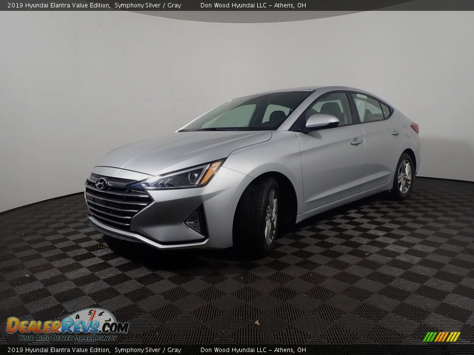 2019 Hyundai Elantra Value Edition Symphony Silver / Gray Photo #10