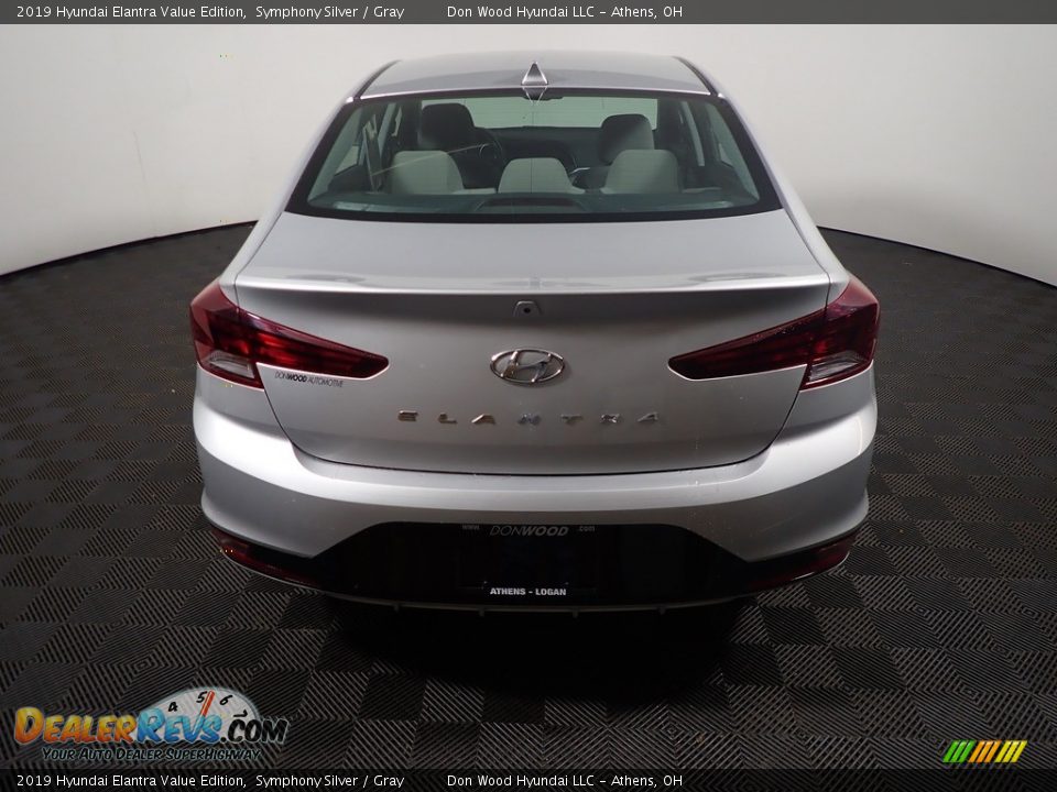 2019 Hyundai Elantra Value Edition Symphony Silver / Gray Photo #15
