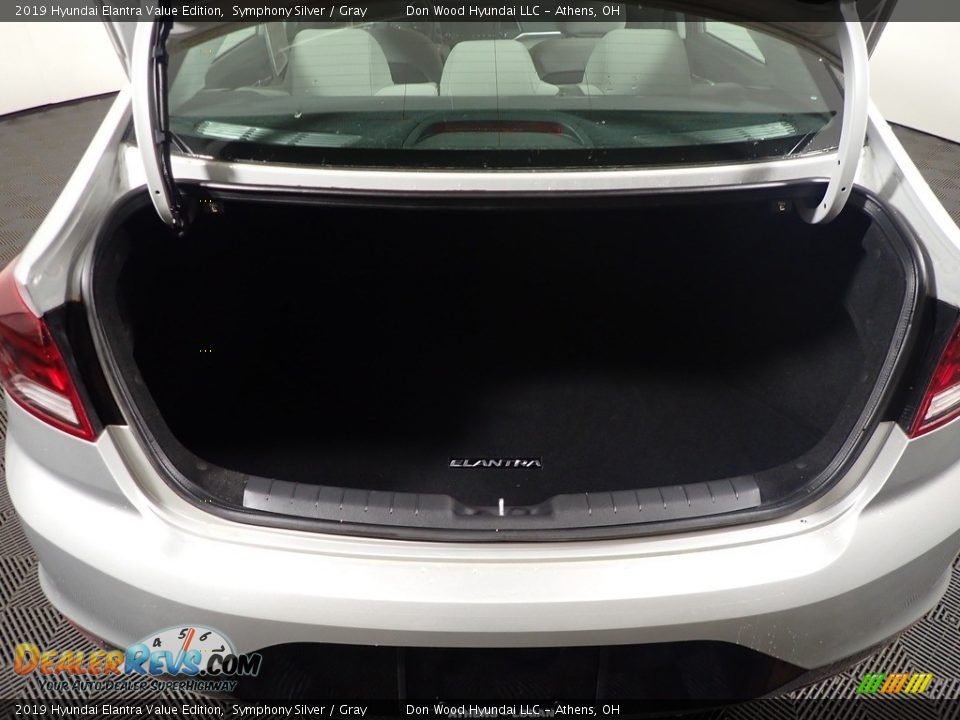 2019 Hyundai Elantra Value Edition Symphony Silver / Gray Photo #17