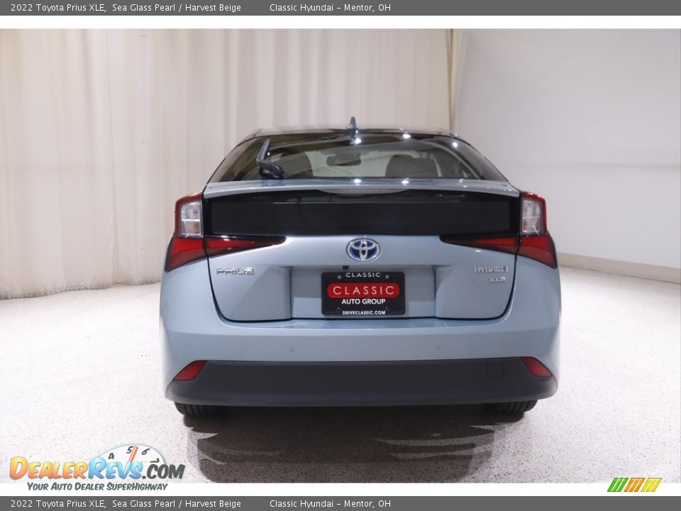 2022 Toyota Prius XLE Sea Glass Pearl / Harvest Beige Photo #18