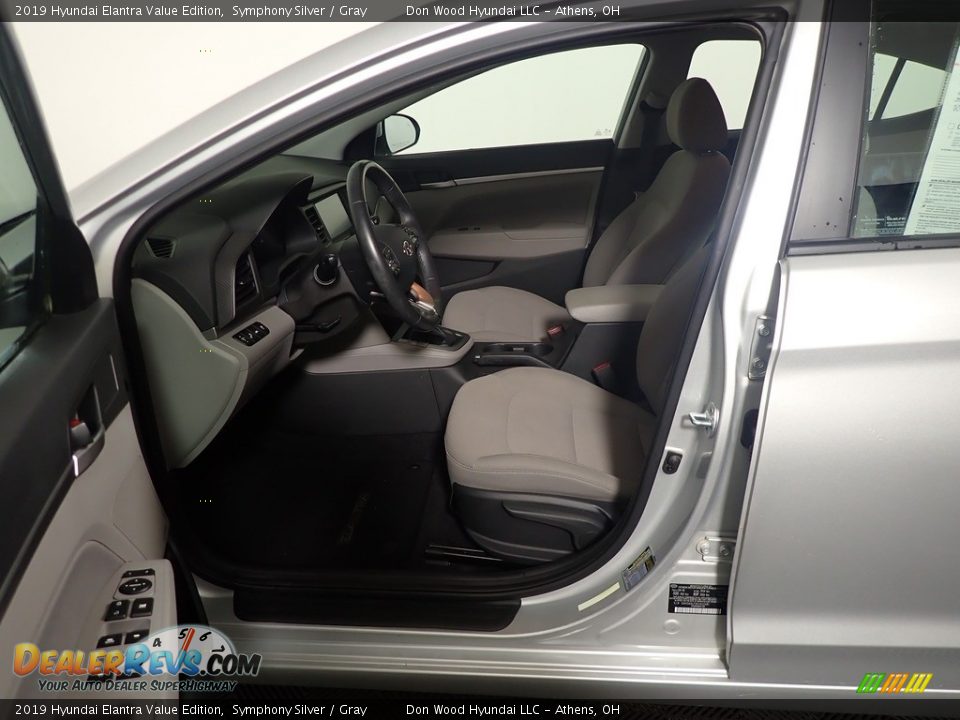2019 Hyundai Elantra Value Edition Symphony Silver / Gray Photo #24