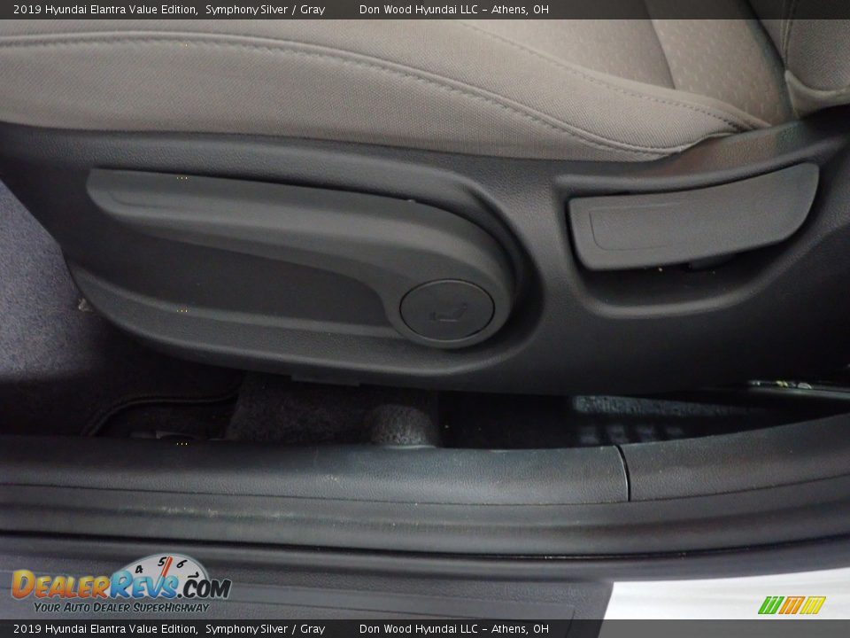 2019 Hyundai Elantra Value Edition Symphony Silver / Gray Photo #25