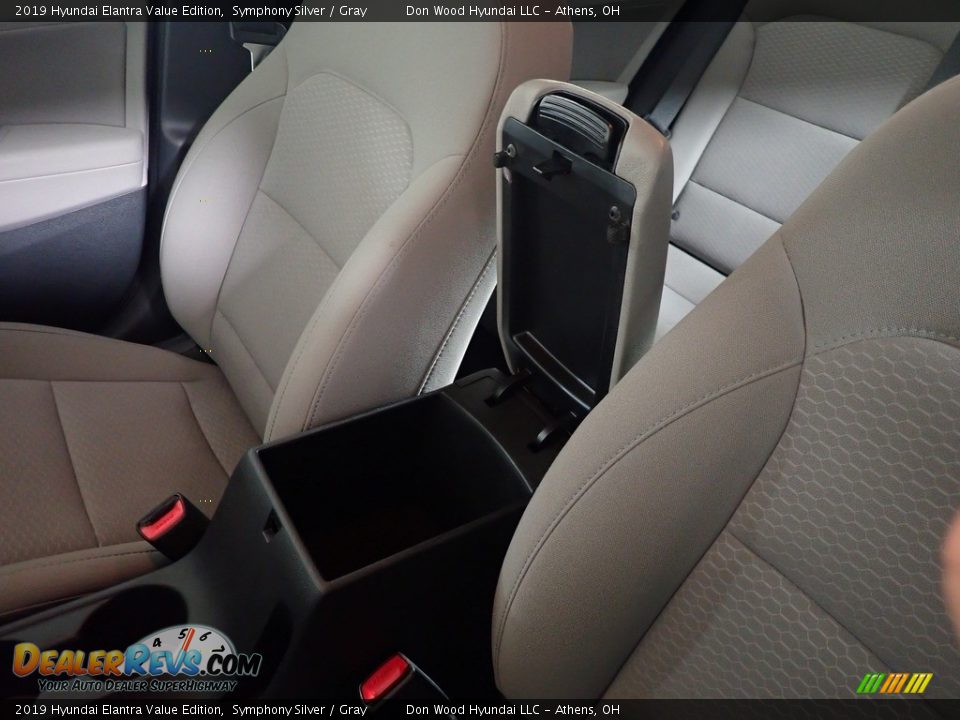 2019 Hyundai Elantra Value Edition Symphony Silver / Gray Photo #35