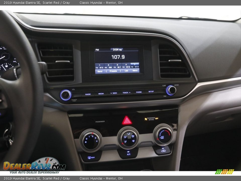 2019 Hyundai Elantra SE Scarlet Red / Gray Photo #9