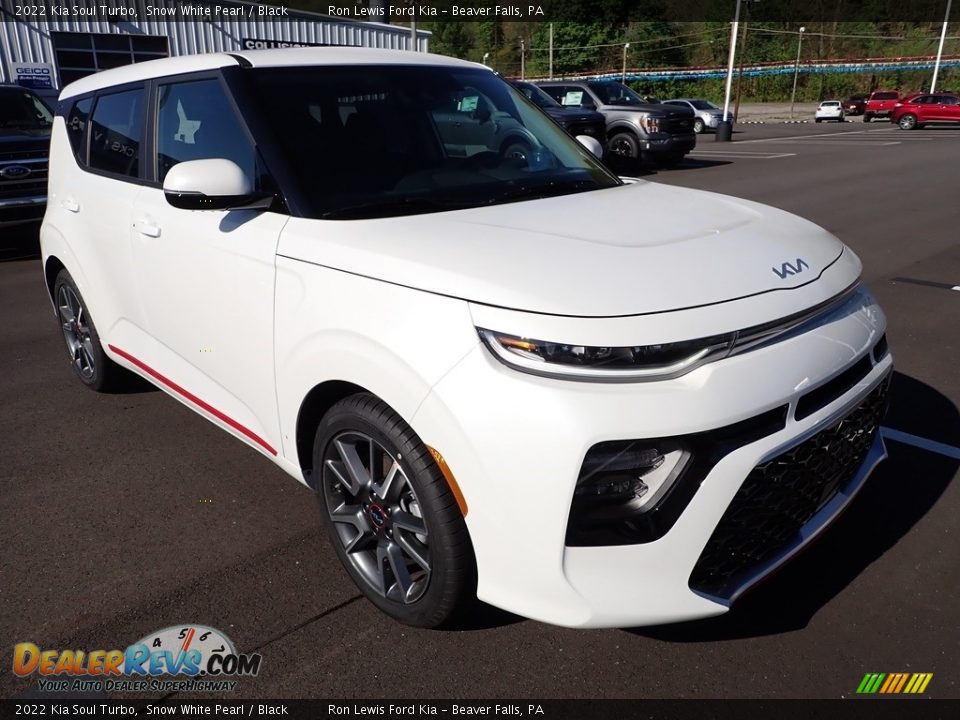 2022 Kia Soul Turbo Snow White Pearl / Black Photo #2
