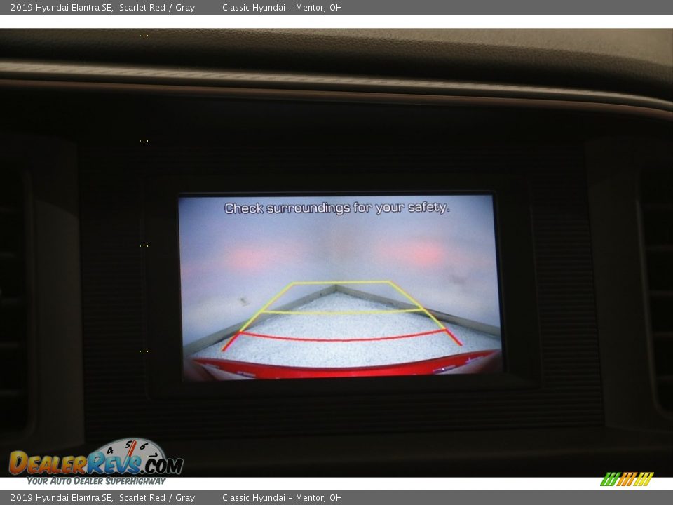 2019 Hyundai Elantra SE Scarlet Red / Gray Photo #11
