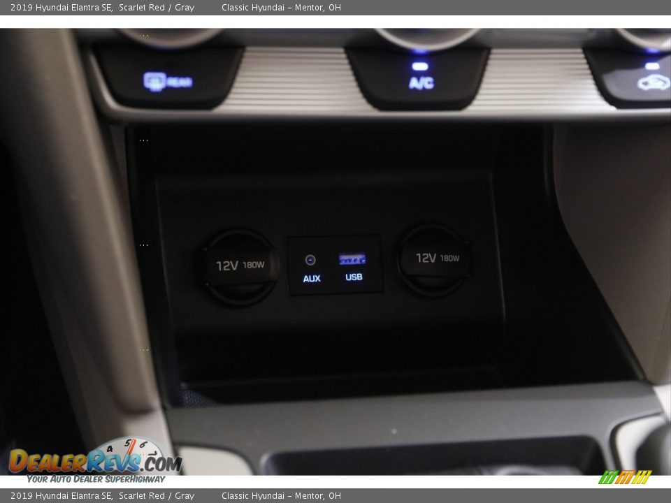 2019 Hyundai Elantra SE Scarlet Red / Gray Photo #12