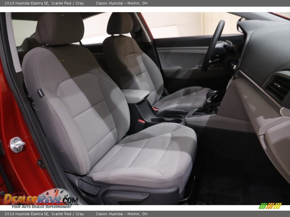 2019 Hyundai Elantra SE Scarlet Red / Gray Photo #14