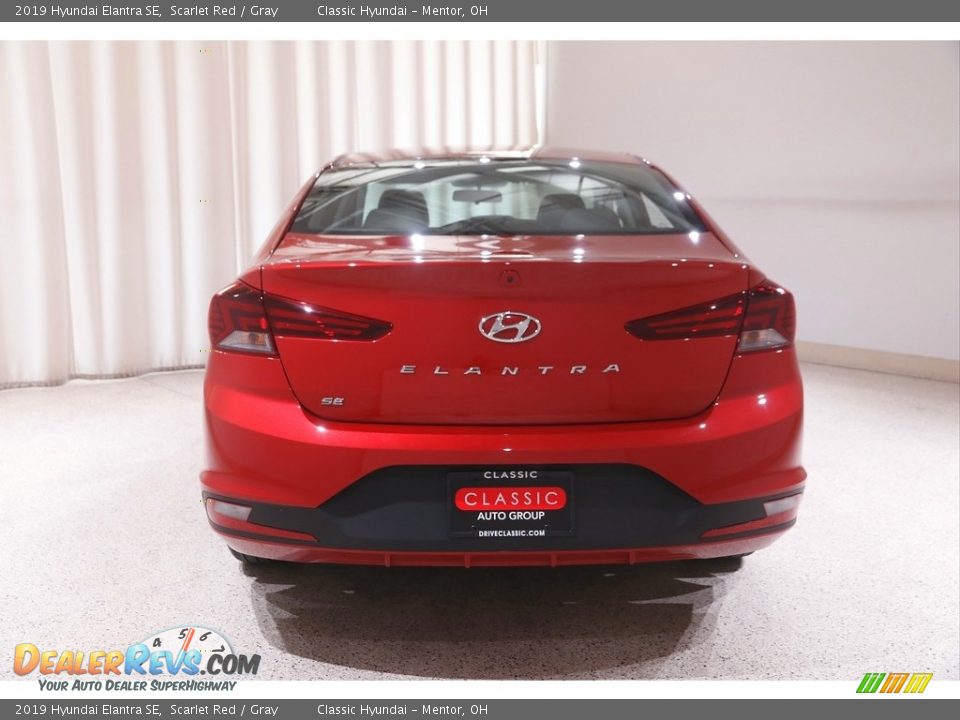 2019 Hyundai Elantra SE Scarlet Red / Gray Photo #17