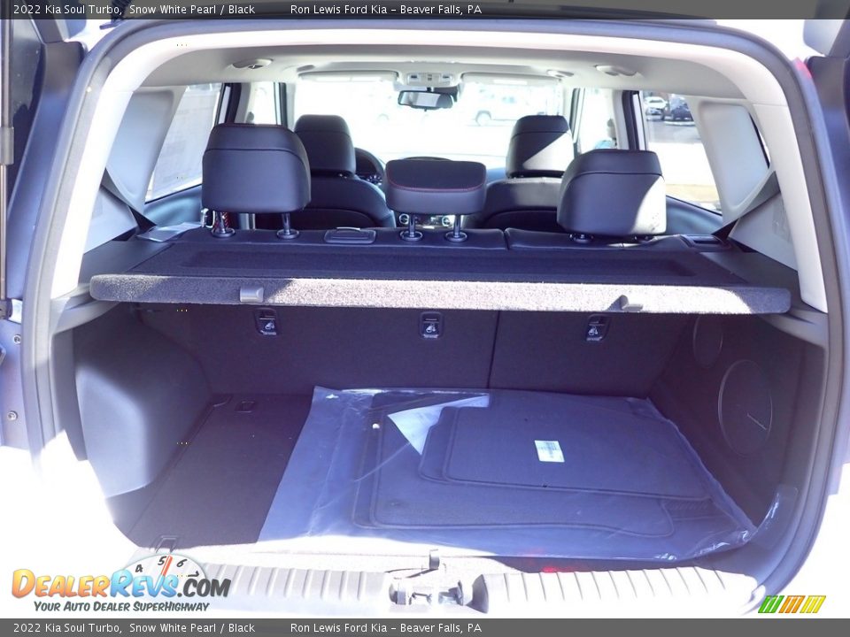 2022 Kia Soul Turbo Snow White Pearl / Black Photo #12