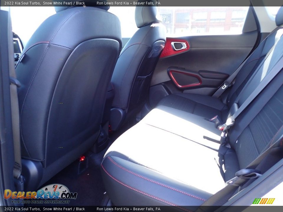 2022 Kia Soul Turbo Snow White Pearl / Black Photo #13