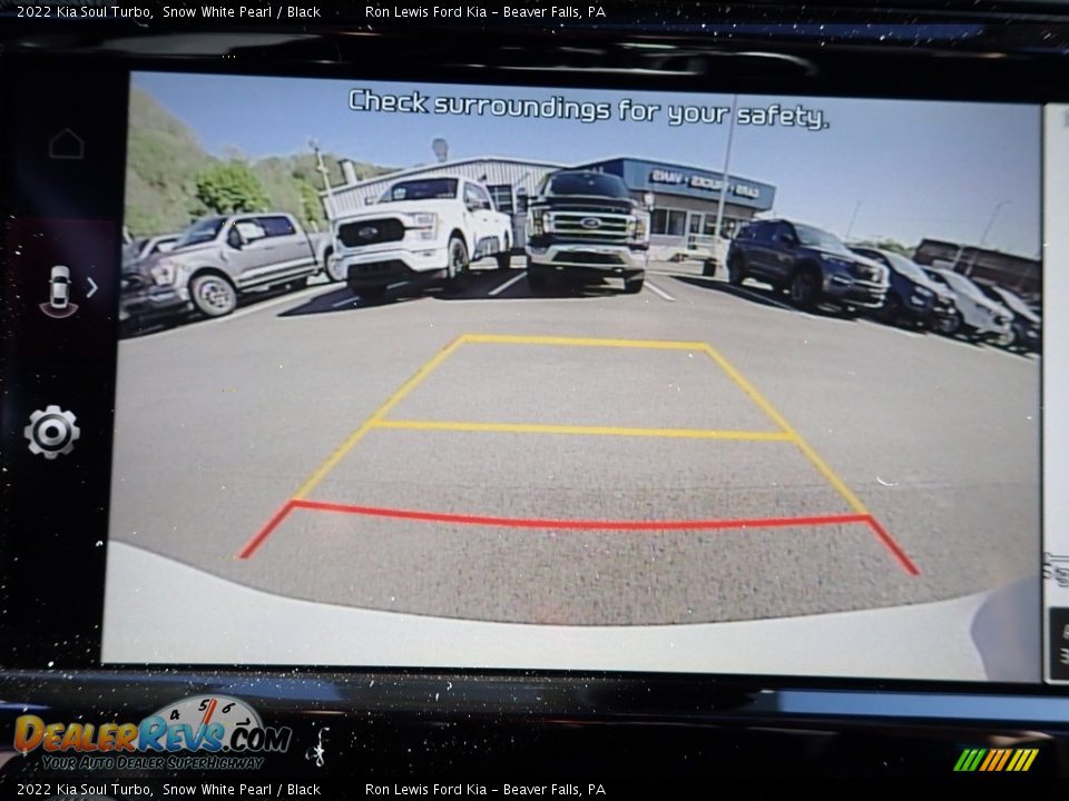 2022 Kia Soul Turbo Snow White Pearl / Black Photo #18