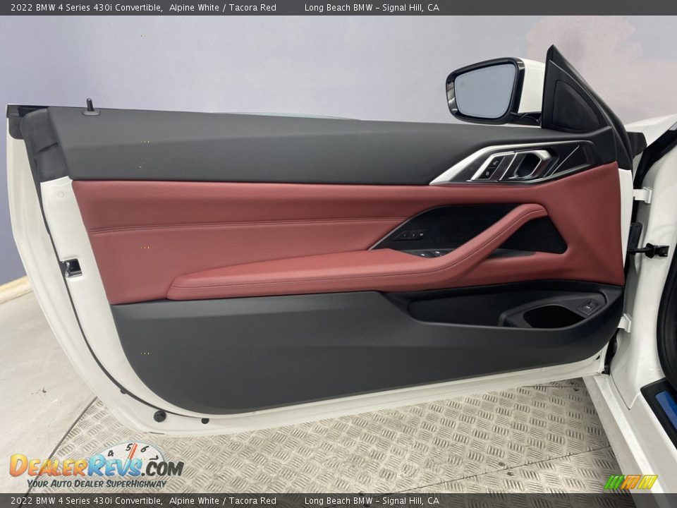 Door Panel of 2022 BMW 4 Series 430i Convertible Photo #10