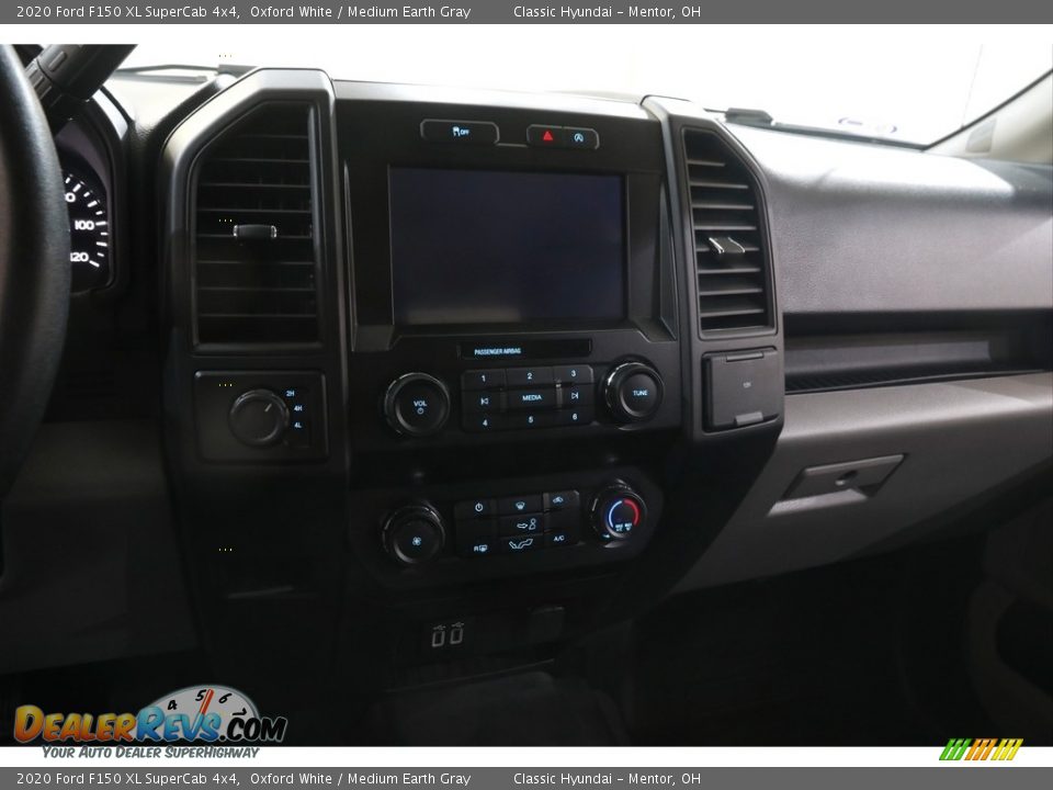 2020 Ford F150 XL SuperCab 4x4 Oxford White / Medium Earth Gray Photo #9