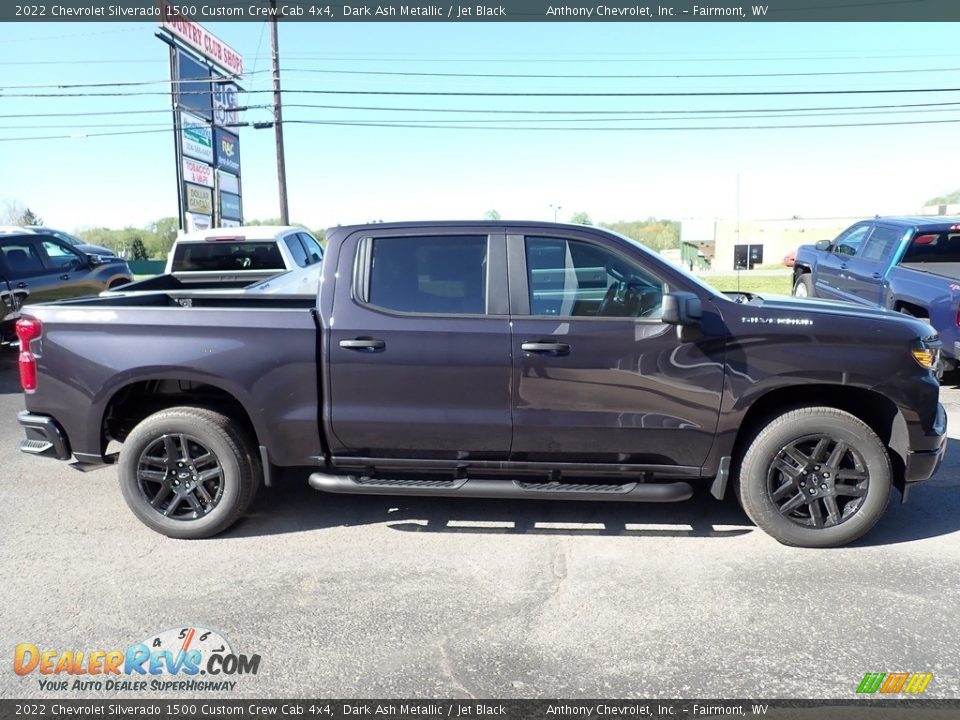 2022 Chevrolet Silverado 1500 Custom Crew Cab 4x4 Dark Ash Metallic / Jet Black Photo #2