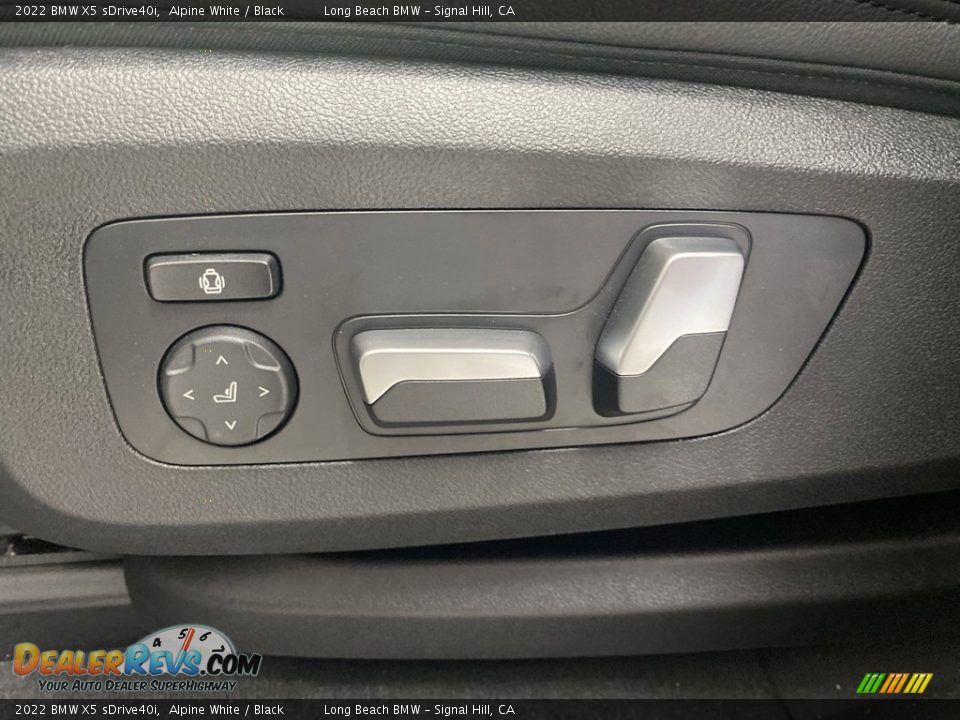 Controls of 2022 BMW X5 sDrive40i Photo #11