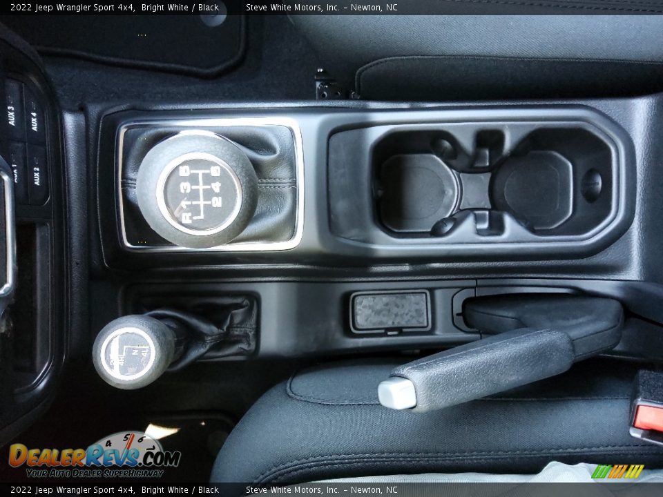 2022 Jeep Wrangler Sport 4x4 Shifter Photo #24