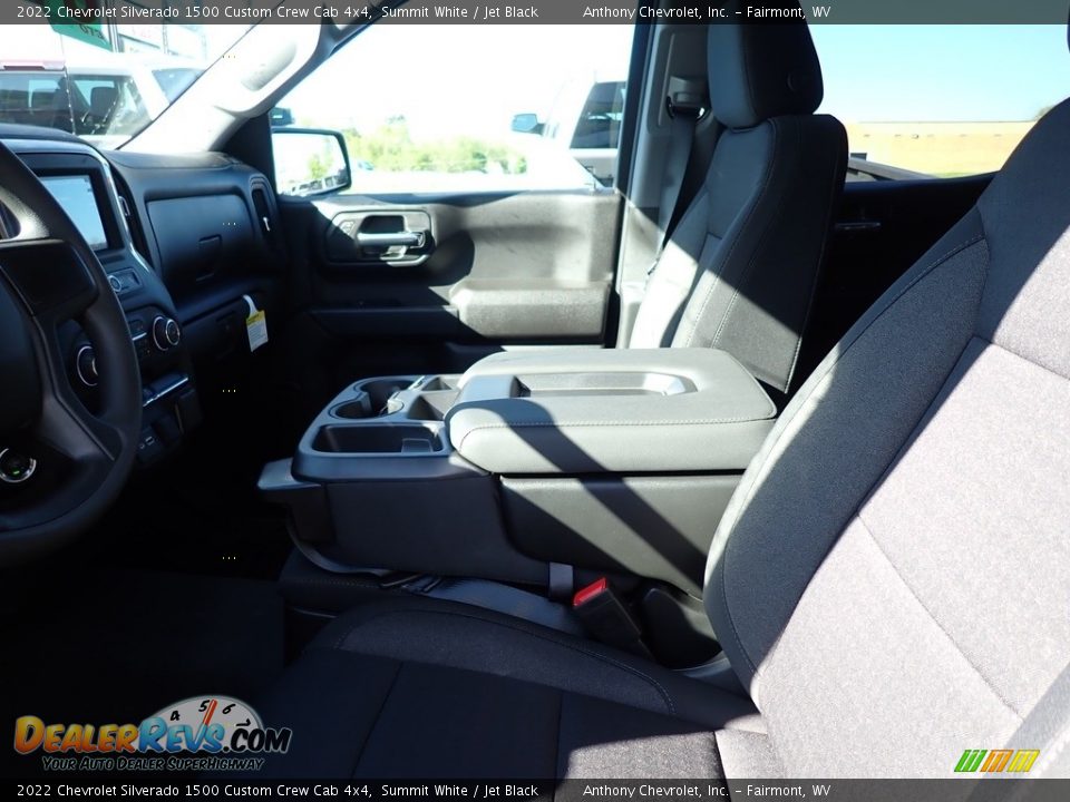 2022 Chevrolet Silverado 1500 Custom Crew Cab 4x4 Summit White / Jet Black Photo #10