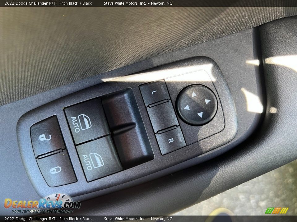Controls of 2022 Dodge Challenger R/T Photo #12