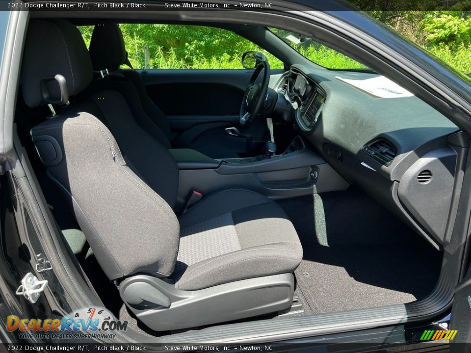 2022 Dodge Challenger R/T Pitch Black / Black Photo #16