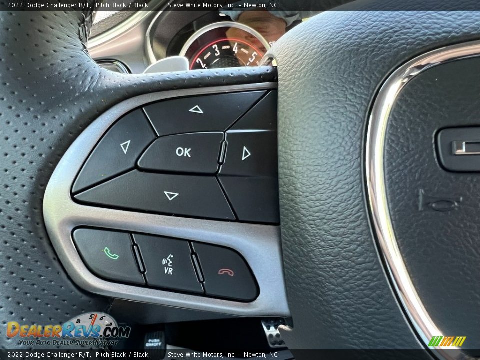 2022 Dodge Challenger R/T Steering Wheel Photo #18