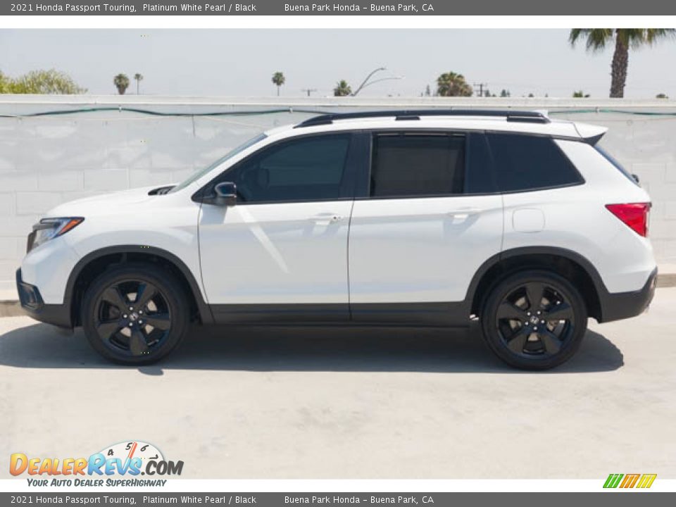 2021 Honda Passport Touring Platinum White Pearl / Black Photo #8