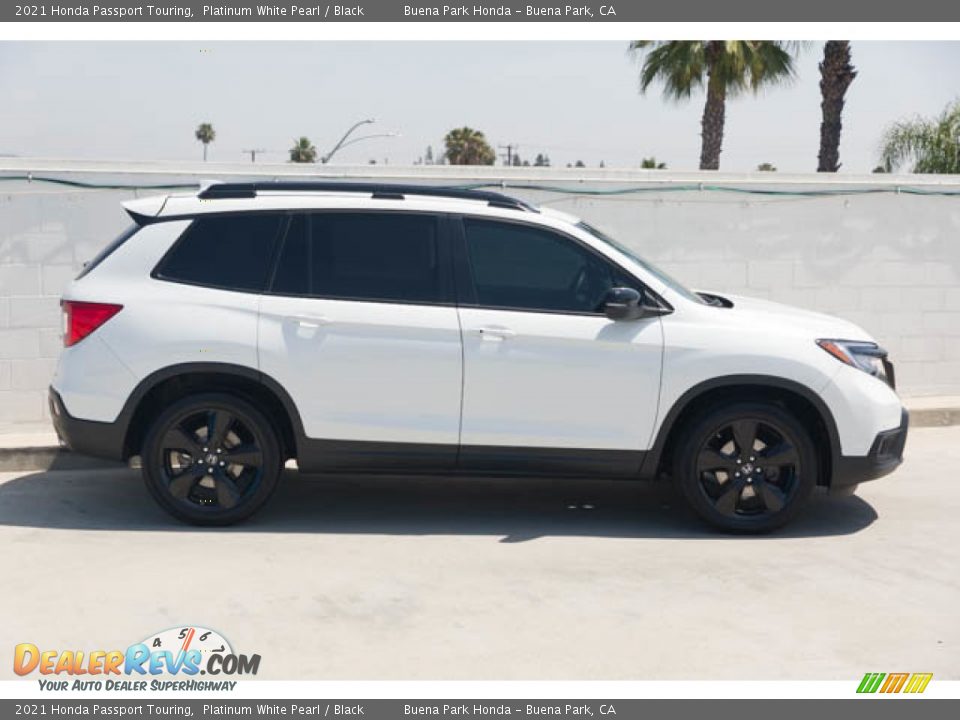 2021 Honda Passport Touring Platinum White Pearl / Black Photo #12