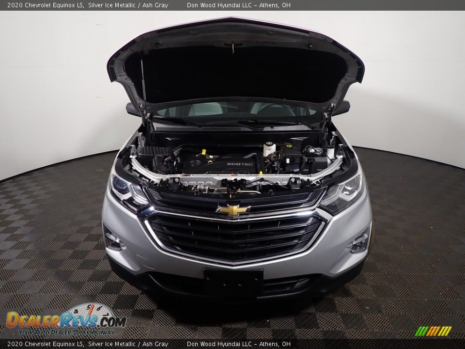 2020 Chevrolet Equinox LS Silver Ice Metallic / Ash Gray Photo #6